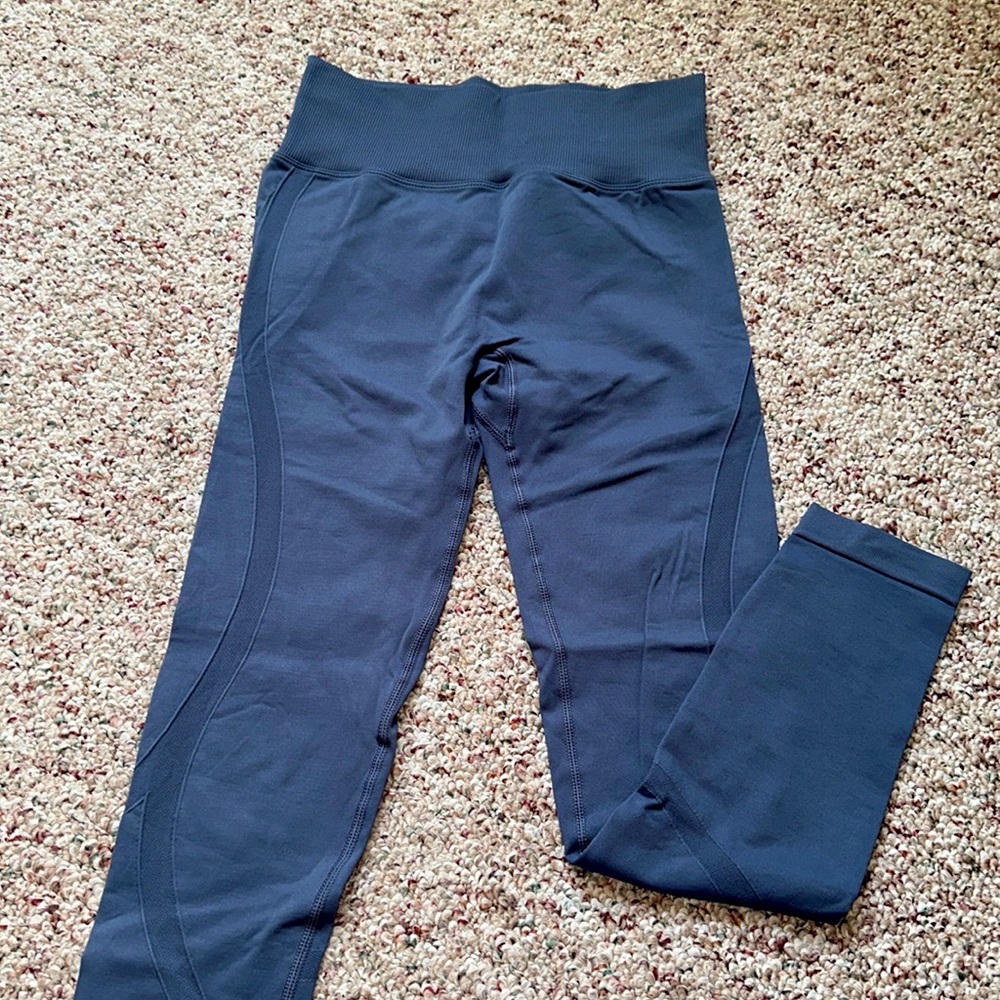 Blue work out leggings